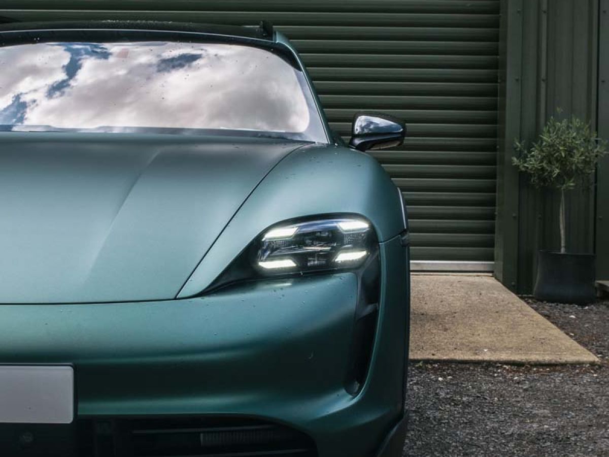 3 M Matte Pine Green Porsche Taycan